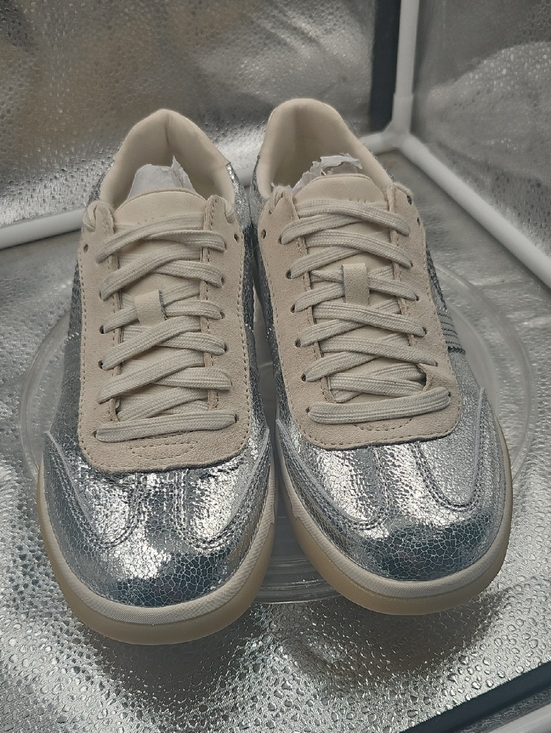 Vionic Shoes - R Vionic Silver Ans White Sneakers Shoes  Size 8